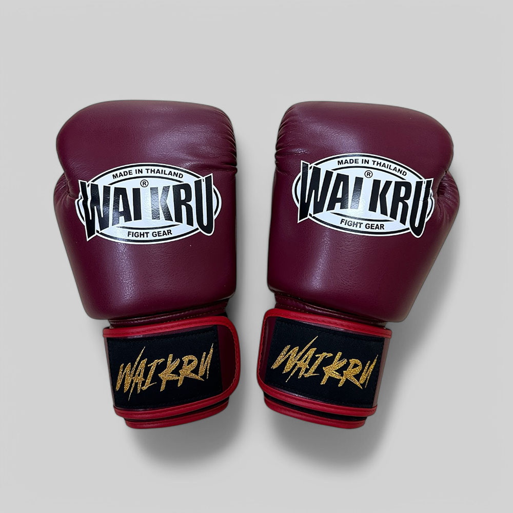 Wai Kru Muay Thai Gloves MicroFiber Maroon BGM-2 - Imagen 2